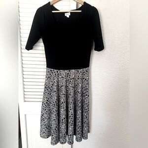 LulaRoe Size Large Fit and Flare Women’s Dress